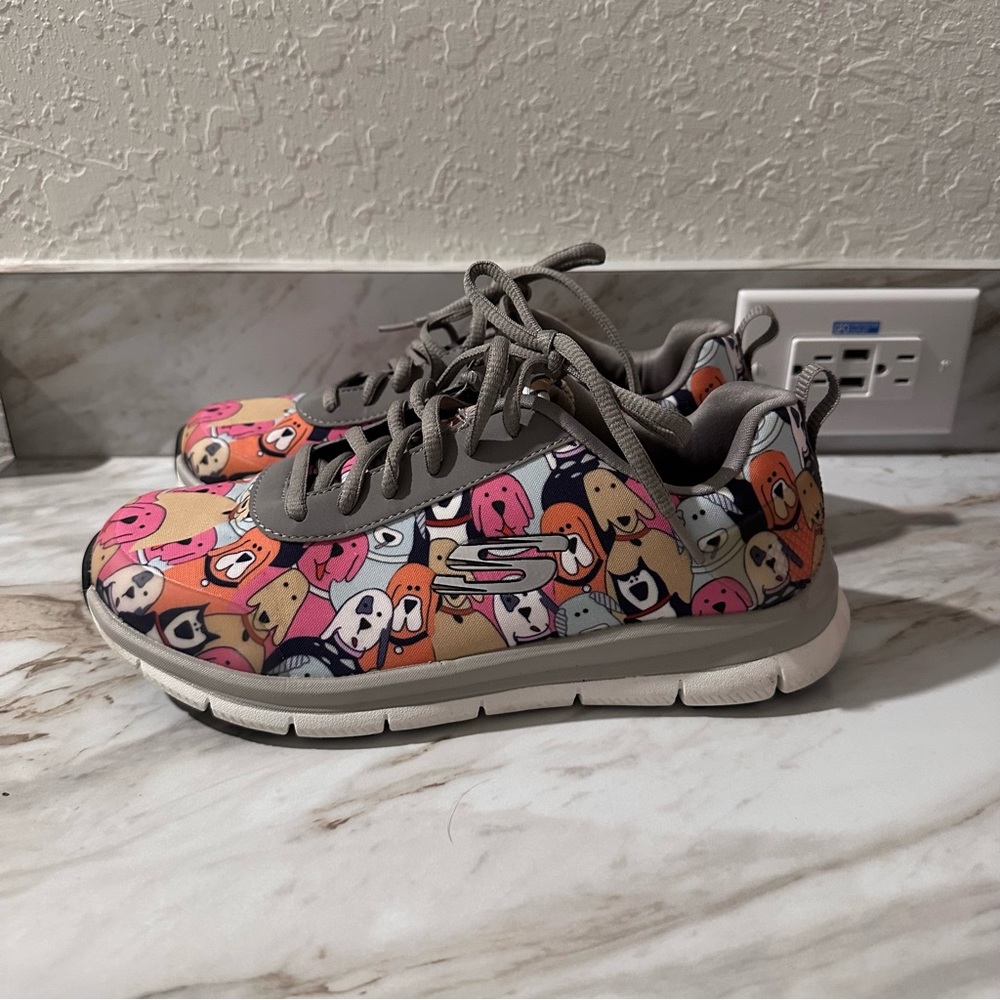 Skechers Slip Resistant Relax Fit Air Cool Memory Foam Dog Design Work Shoes 7